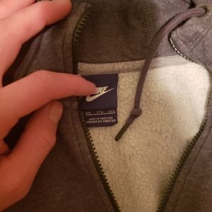 Large men's Nike jacket